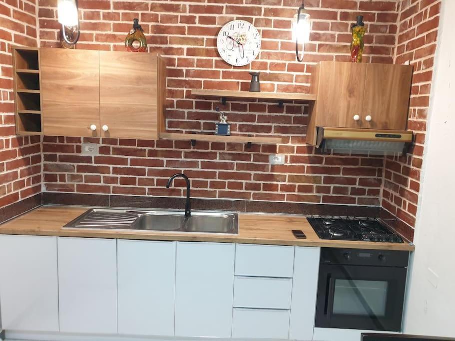 Shkodra 27 Center House 빌라 외부 사진